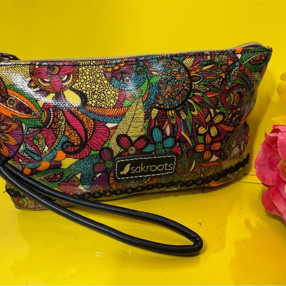 Sakroots‎ Multicolor Floral Clutch
